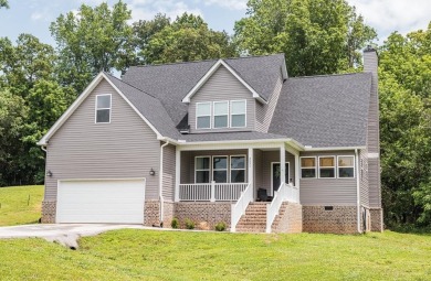 (private lake, pond, creek) Home For Sale in Cookeville Tennessee