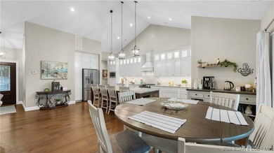 This gorgeous lakefront home truly has it all. Newly built in - photo 12