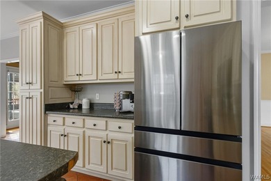 This expansive residence commands a desirable corner lot within - photo 16