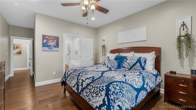 This gorgeous lakefront home truly has it all. Newly built in - photo 18