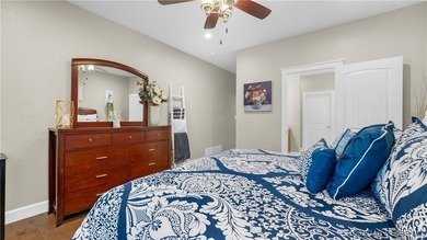 This gorgeous lakefront home truly has it all. Newly built in - photo 19