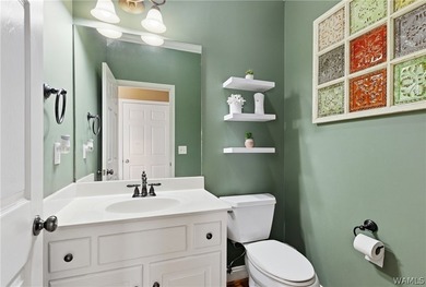 This expansive residence commands a desirable corner lot within - photo 19