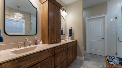 This gorgeous lakefront home truly has it all. Newly built in - photo 20
