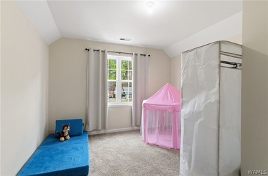 This expansive residence commands a desirable corner lot within - photo 31