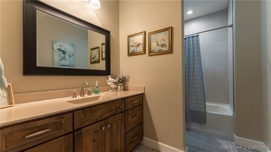 This gorgeous lakefront home truly has it all. Newly built in - photo 32