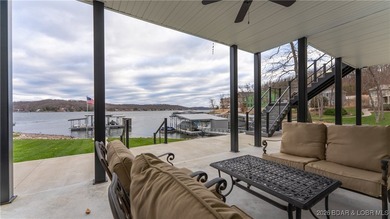 This gorgeous lakefront home truly has it all. Newly built in - photo 39