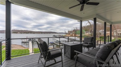 This gorgeous lakefront home truly has it all. Newly built in - photo 41