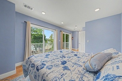 Built in 2024, this move-in ready home offers panoramic Lake - photo 10