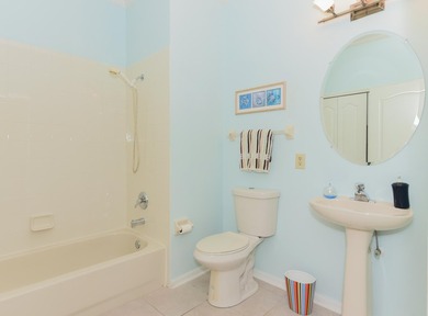 Natural light fills the soaring ceilings, & the private location - photo 11