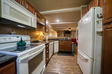 Cute Home with a Great Beaver Lake View! - photo 17