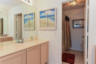 Natural light fills the soaring ceilings, & the private location - photo 20