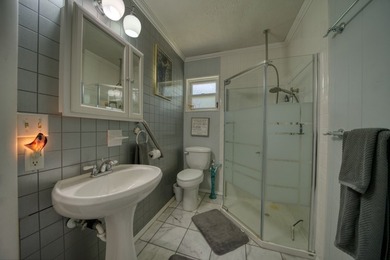 Cute Home with a Great Beaver Lake View! - photo 24