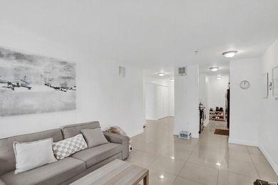 Welcome to your urban oasis at Boynton Landings! This 2-bed - photo 10