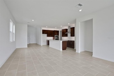 Virtually Staged. Under Construction. Spacious 4-bedroom, 2 - photo 12