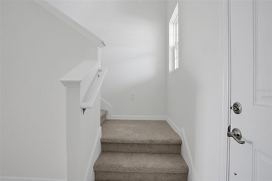 Virtually Staged. Under Construction. Spacious 4-bedroom, 2 - photo 18