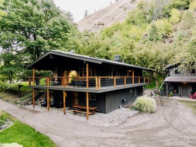 Mackay Bar Outfitters & Guest Ranch is a premier wilderness - photo 23