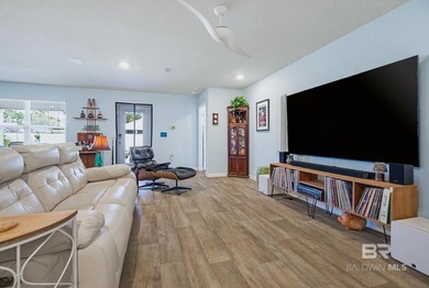 Gold Fortified! Welcome to this beautifully maintained 4 bedroom - photo 33