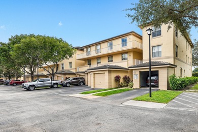 Lake Condo For Sale in Wellington, Florida