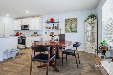 Gold Fortified! Welcome to this beautifully maintained 4 bedroom - photo 42