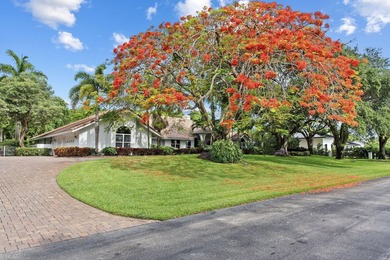 Welcome to this breathtaking 5-bedroom, 3.5-bath estate in the - photo 2