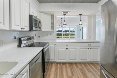 Experience waterfront living with wide views of Kitching Cove, a - photo 13