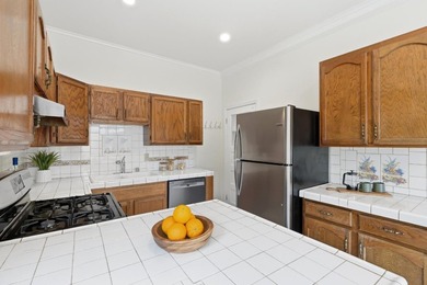 A charming residence nestled in SF's vibrant Excelsior - photo 14
