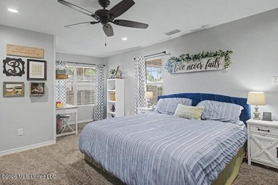 Adorable and well-maintained home featuring a newer A/C system - photo 18