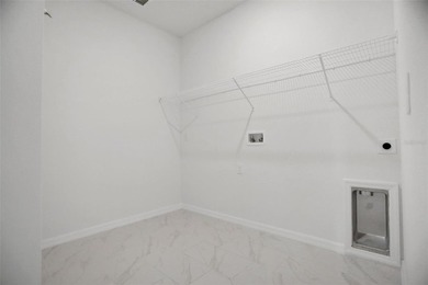 Virtually Staged. Spacious 4-bedroom, 3.5-Bath home located in - photo 19