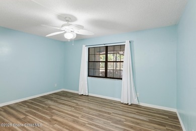Experience waterfront living with wide views of Kitching Cove, a - photo 24