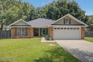 Adorable and well-maintained home featuring a newer A/C system - photo 30