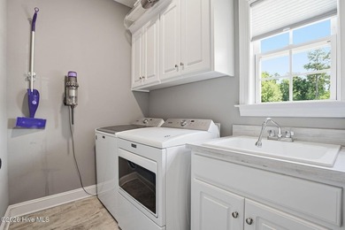 Back on the market, NO fault of the seller!!! Lives like a 5+ - photo 32