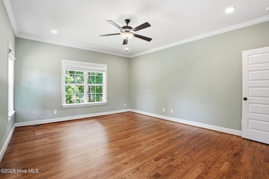 Back on the market, NO fault of the seller!!! Lives like a 5+ - photo 38
