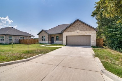 Lake Home For Sale in West Tawakoni, Texas