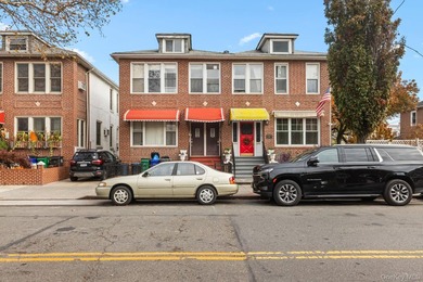 Unlock the potential of this solid three-unit brick building - photo 1