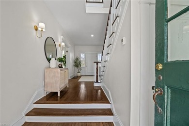 Discover this extraordinary Little Neck home, a spectacular 1910 - photo 9