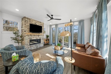 Lakefront Living with Stunning Amenities! This exceptional - photo 8