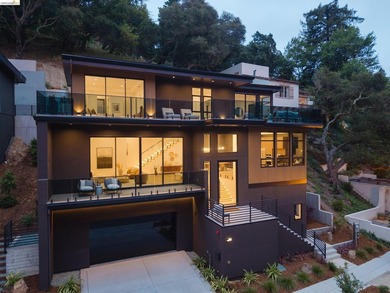 Thoughtfully crafted to embrace its natural setting, 1667 - photo 1