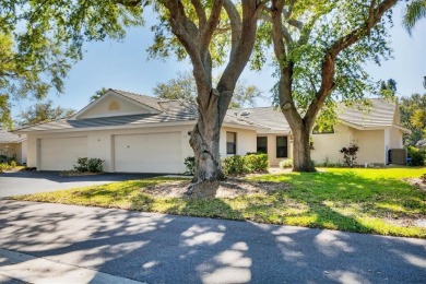 Lake Condo For Sale in Venice, Florida