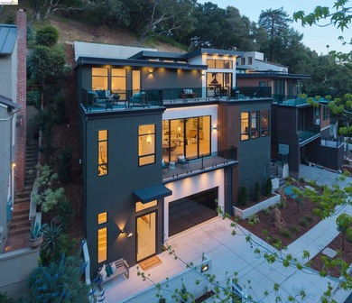 A bold expression of modern luxury in Oakland's coveted Crocker - photo 2