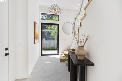 A bold expression of modern luxury in Oakland's coveted Crocker - photo 3