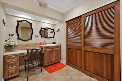 LARGE 2-BED UNIT. Welcome to 6 Tortosa Drive in the highly - photo 16