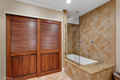 LARGE 2-BED UNIT. Welcome to 6 Tortosa Drive in the highly - photo 17