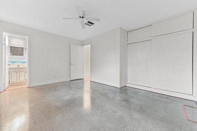 Welcome to this charming 1-story home in Oakland Park, offering - photo 22