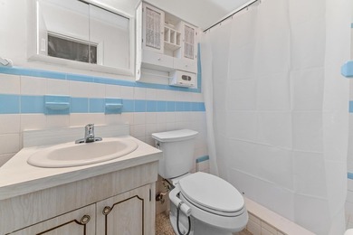 Welcome to this charming 1-story home in Oakland Park, offering - photo 23