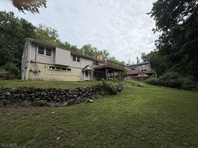Welcome Home to this updated ranch style house with seasonal - photo 6