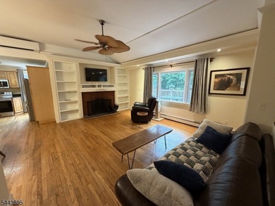 Welcome Home to this updated ranch style house with seasonal - photo 8