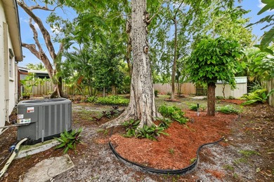 Welcome to this charming 1-story home in Oakland Park, offering - photo 28