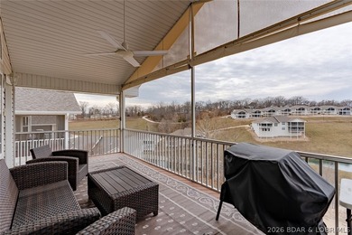 Enjoy easy, low-maintenance living in this spacious 3 bed / 3 - photo 29