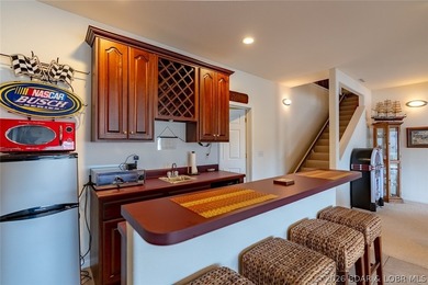 Enjoy easy, low-maintenance living in this spacious 3 bed / 3 - photo 37