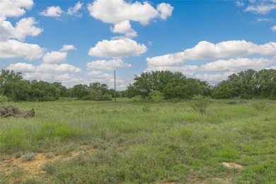 A wonderful opportunity awaits in King's Point Cove subdivison - photo 8